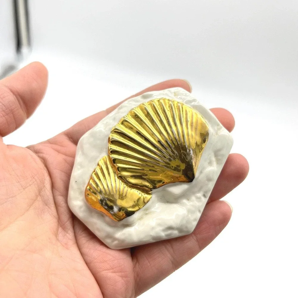 Vintage Gold Shell Ceramic Trinket Box White‎ Hexagon Coastal Jewelry Dish